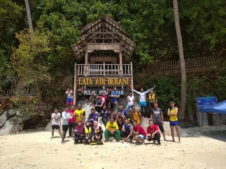 Long Beach Garden Kampung Kuala Besut Dış mekan fotoğraf